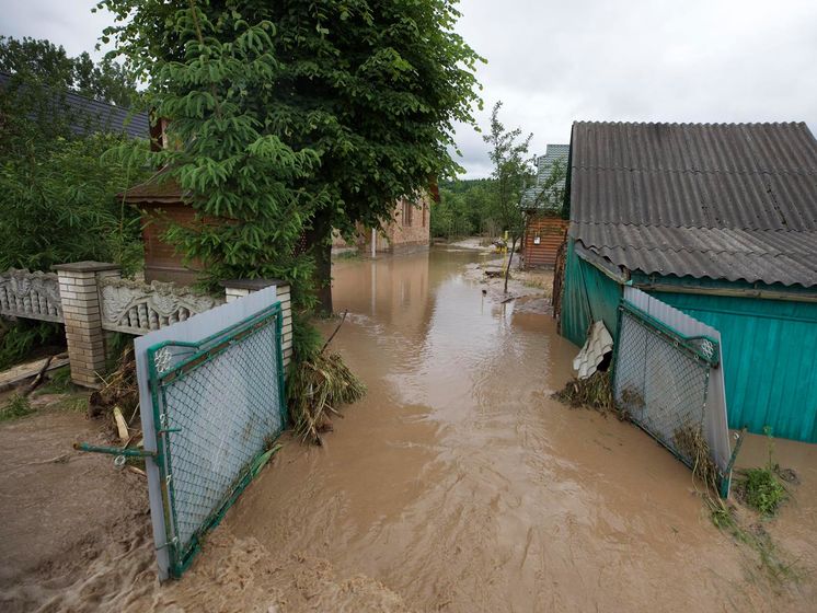 США, Израиль, Молдова. Шмыгаль назвал страны, которые предоставили помощь страдающей от наводнений Украине