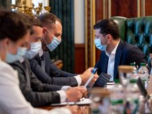 Зеленский: С такой динамикой надо готовиться ко второй волне коронавируса