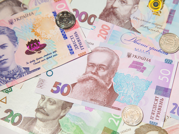 ﻿У травні середня зарплата в Україні зросла до 10 542 грн – Держстат
