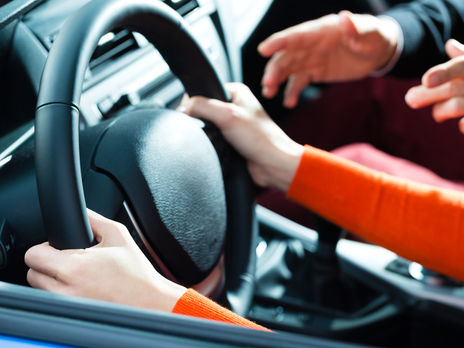 Кабмин Украины утвердил соглашение с Турцией о признании национальных удостоверений водителя