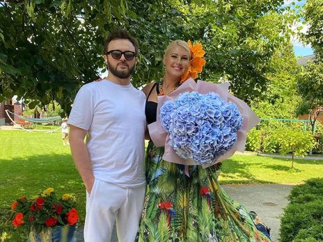 ﻿Dzidzio у шльопанцях позував зі своєю музою на ім'я Надія