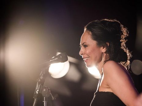 Супруга киевского мэра Кличко: Спасибо всем, кто помнит. Я вернусь, новая и свободная