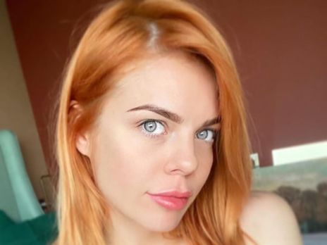 Стоцкая нахамила подписчикам, которые пристыдили ее за неприличный жест