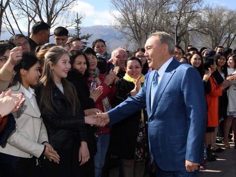 Назарбаев вылечился от COVID-19