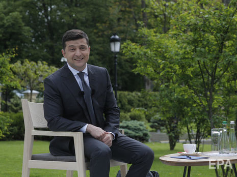 Зеленским недовольны 52% украинцев – соцопрос