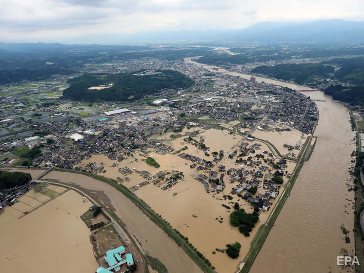 ﻿16 людей стали жертвами повені в Японії