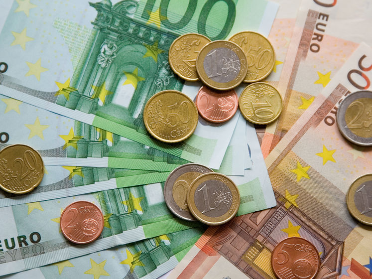 Гривна немного укрепилась по отношению к евро
