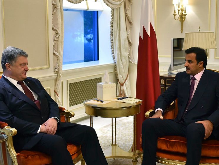 Порошенко обсудил с эмиром Катара привлечение катарских инвесторов к приватизации госпредприятий в Украине