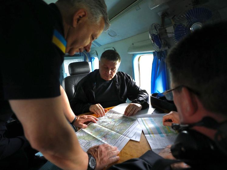 ﻿Аваков і Данілов терміново вилетіли в Луганську область, де вирують лісові пожежі 