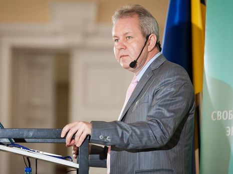 ﻿Іноземцев: Американці надрукували протягом п'яти тижнів коронакризи таку саму кількість грошей, яка становить увесь золотовалютний резерв Китаю