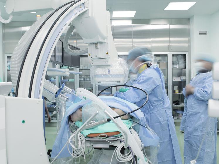﻿Кабмін виділив 5,3 млрд грн на закупівлю обладнання для українських лікарень