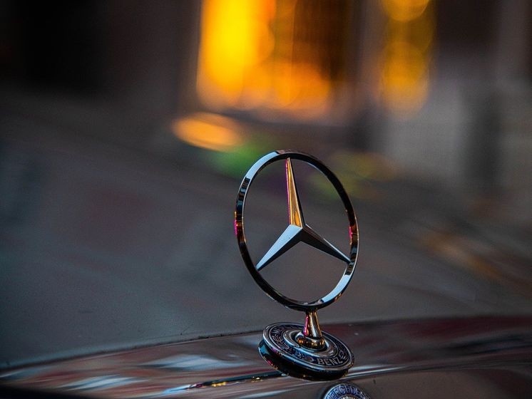 ﻿У Маріуполі Mercedes збив двох патрульних – поліція