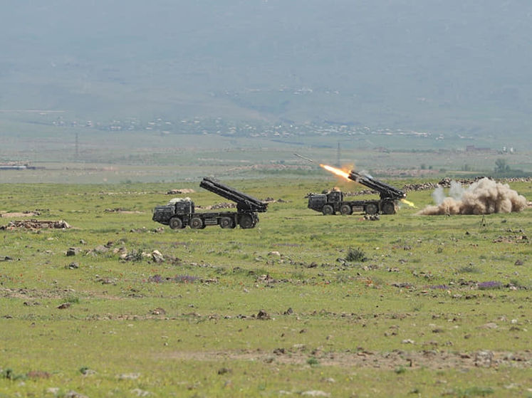 В Армении признали гибель двух офицеров во время столкновений на азербайджанской границе