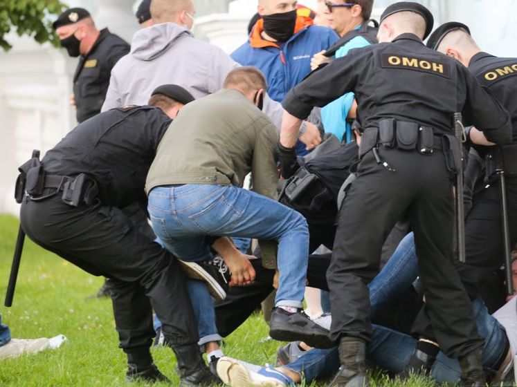 ﻿У МВС Білорусі підтвердили затримання понад 250 учасників протестів