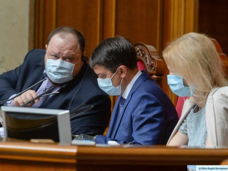 Рада в три раза сократила количество районов в Украине. Голосование проходило под крики 