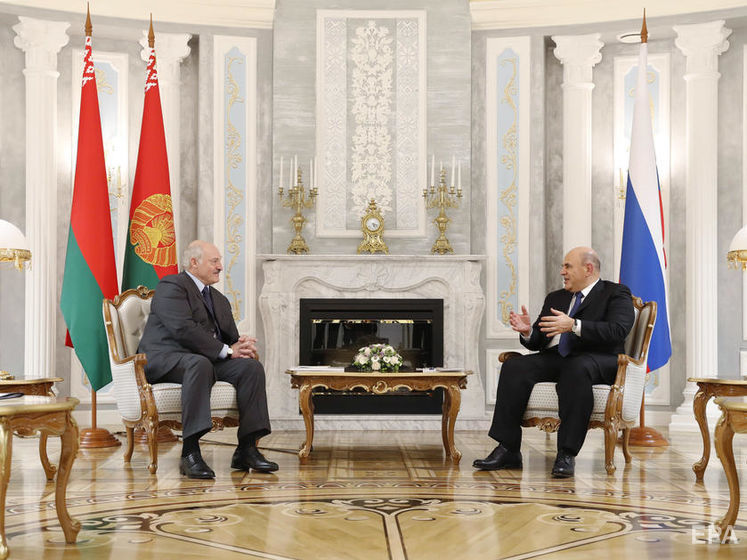 ﻿Лукашенко поскаржився російському прем'єру на "дивні речі", які відбуваються в Білорусі