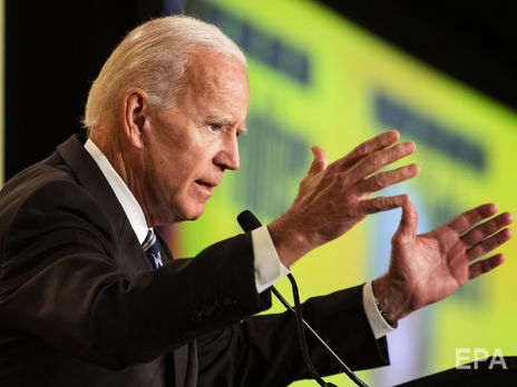 Байден назвал Трампа невежей в вопросах COVID-19