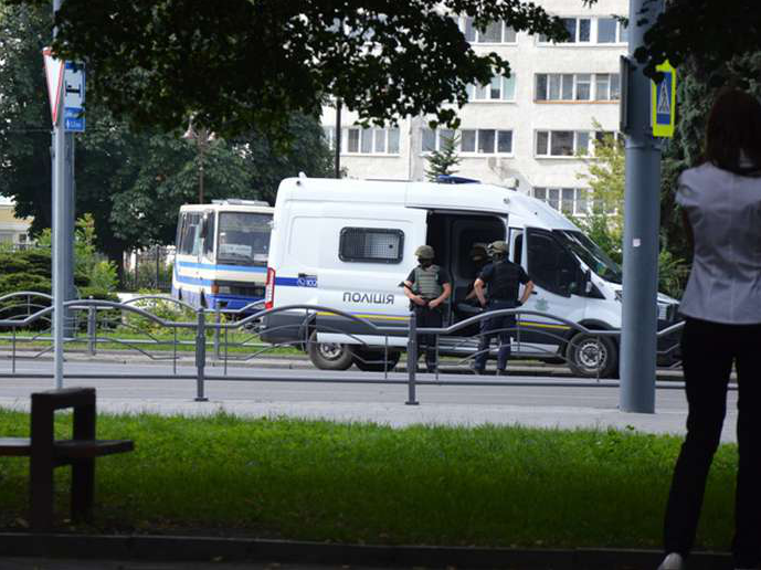 Захват заложников в Луцке. Полиция открыла производство