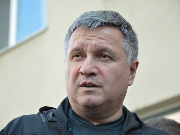Аваков ответил на вопрос, есть ли связь между захватом заложников в Луцке и минированием в Киеве