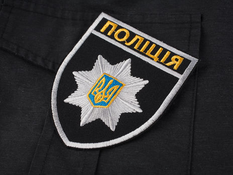 В Киеве сообщили о минировании машины возле ТЦ 