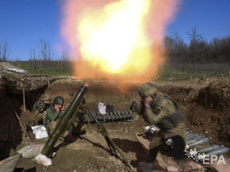 Зеленский заверил, что украинские военные будут отвечать на обстрелы