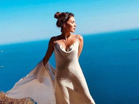 Тодоренко показала фигуру в купальнике