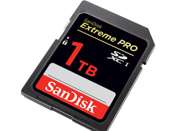 Компания SanDisk представила первую в мире SD-карту на терабайт