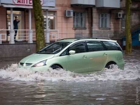 Последствия аномального ливня в Одессе. Фоторепортаж