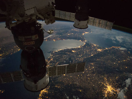 NASA опубликовало снимки ночной Земли из космоса. Фоторепортаж