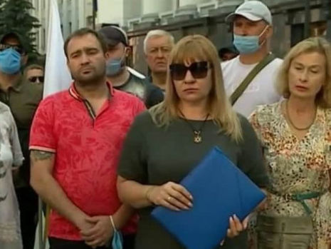 ﻿Харківські підприємці протестували проти будівництва дороги через "Барабашово" під офісами президента і генпрокурора