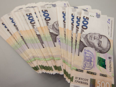 В июне средняя зарплата в Украине выросла на 1037 грн – Госстат