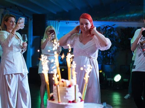 Tarabarova показала, как отпраздновала 30-летие