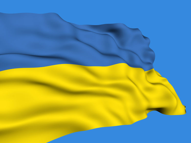 П'яний житель Луганської області публічно спалив прапор України. Відкрито кримінальну справу