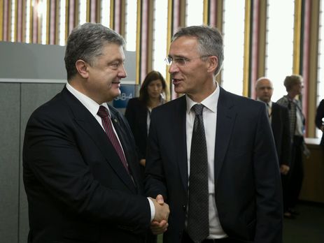 Порошенко в Нью-Йорке встретился со Столтенбергом