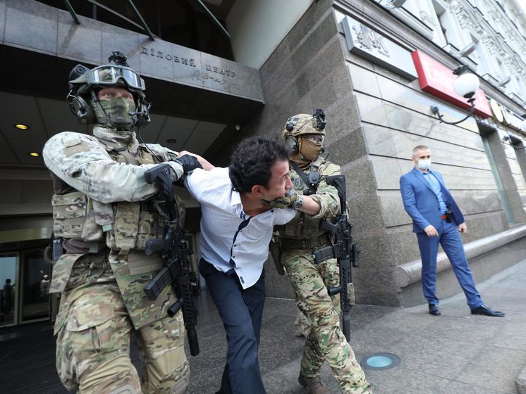 МИД Узбекистана проверяет информацию о Каримове, который пытался захватить отделение банка в Киеве