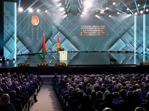 Лукашенко заявил, что на юг Беларуси переброшен еще один отряд боевиков