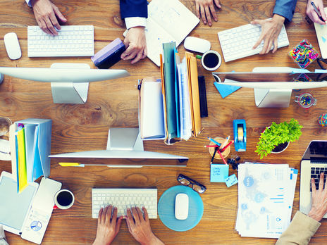 Из-за карантина рабочий день сотрудников увеличился на 48 минут – исследование