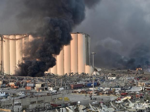 В порту Бейрута во время взрывов находились два судна, прибывшие из Украины – аналитик