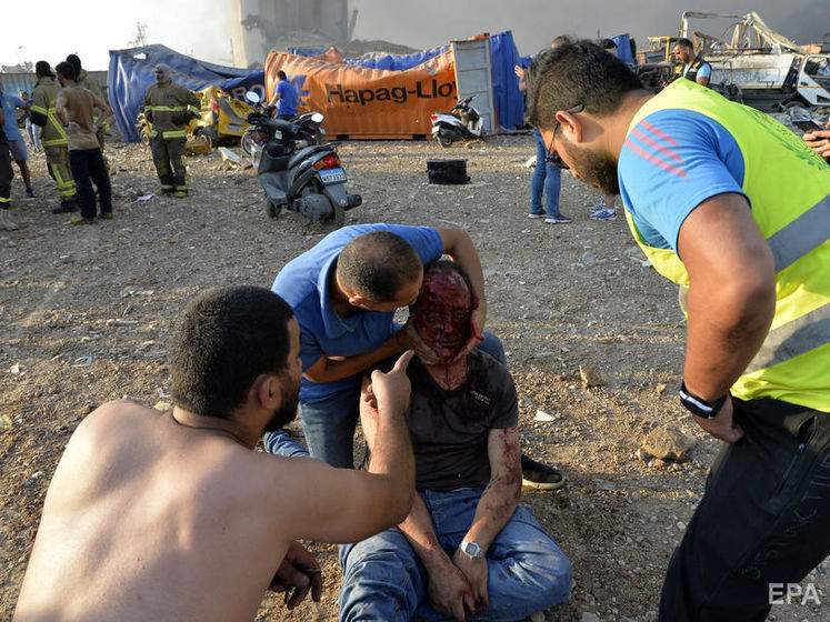 “Жертвы повсюду“. Глава Красного Креста Ливана заявил, что погибших от взрыва в Бейруте очень много