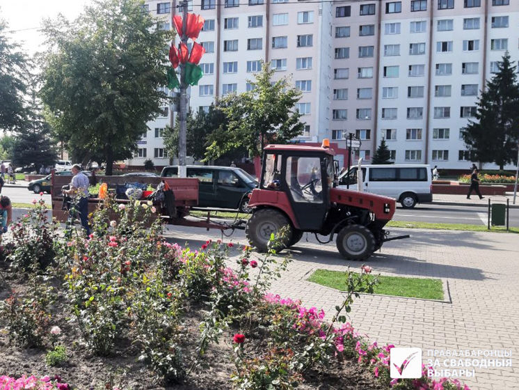 В Беларуси отменяют митинги Тихановской из-за "острой необходимости ремонтных работ"