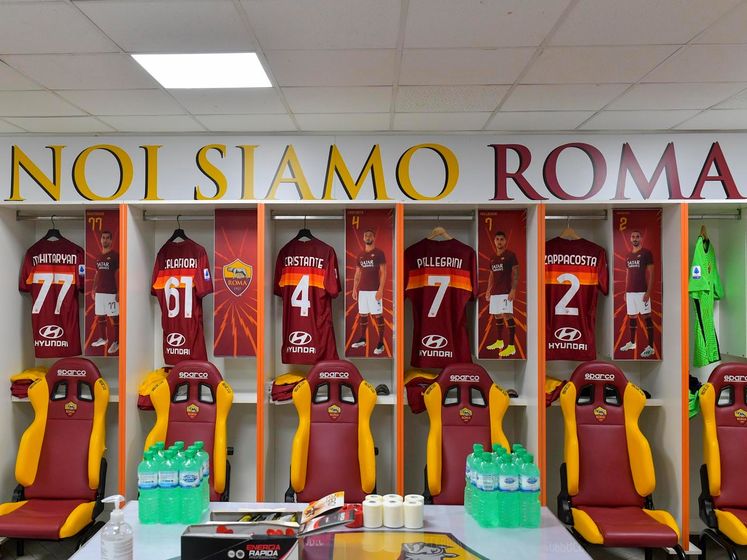 Італійський футбольний клуб "Рома" продали американській компанії