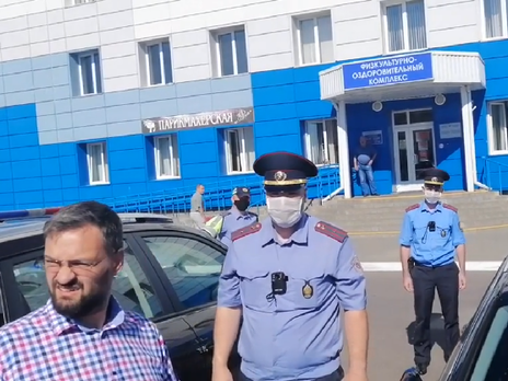 Милиция Беларуси задержала начальника предвыборного штаба Сергея Череченя соперника действующего президента страны на выборах