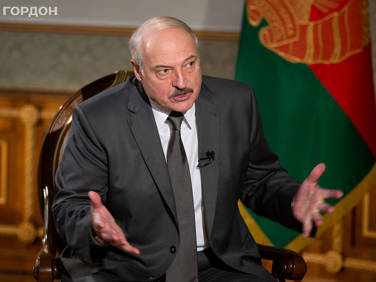 Лукашенко про зараження коронавірусом: Ми схиляємося до того, що мені його підкинули