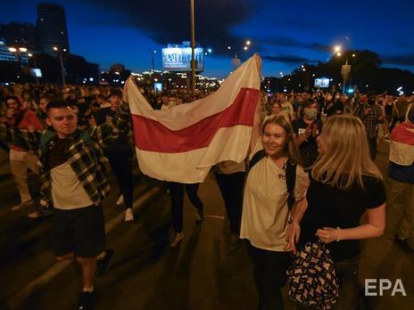 МВС Білорусі повідомляє про 3 тис. затриманих. За даними правозахисників, затримано 300 осіб