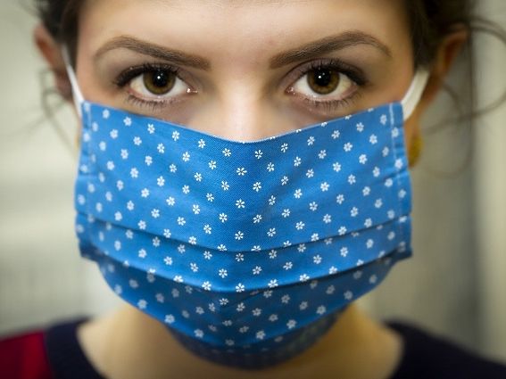 В Германии число инфицированных коронавирусом за сутки достигло максимума с начала мая – министр здравоохранения