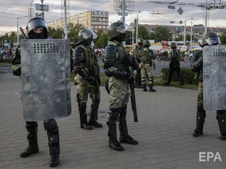 У Білорусі затримали українських волонтерів, Офіс генпрокурора надіслав запит про виданя 28 вагнерівців. Головне за день