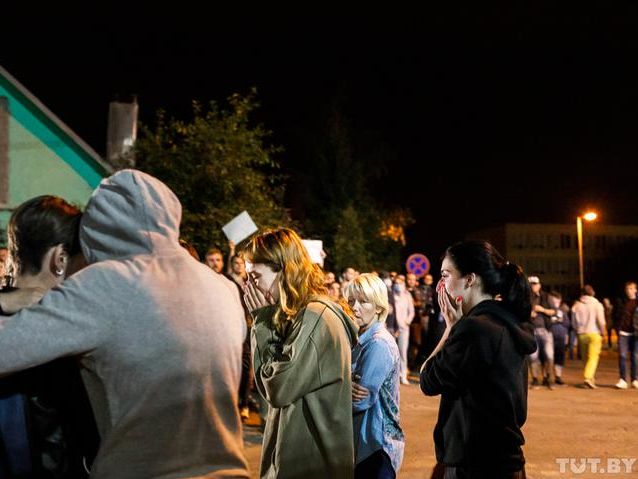 У Мінську вночі звільняли затриманих під час протестів
