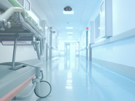 Другий день поспіль в Україні реєструють рекорд за кількістю госпіталізованих із COVID-19