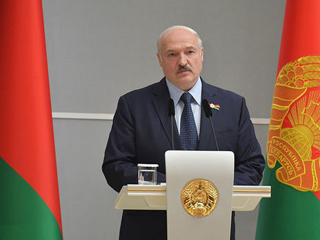 Чак Норріс звернувся до Лукашенка: Якщо ти не припиниш, я змушу тебе плакати