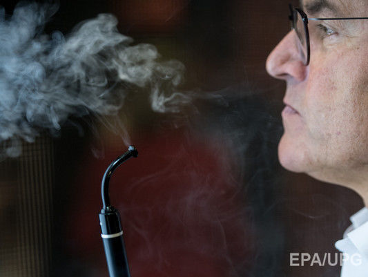 Ученые: У бывших курильщиков спустя десятилетия сохраняется риск развития рака